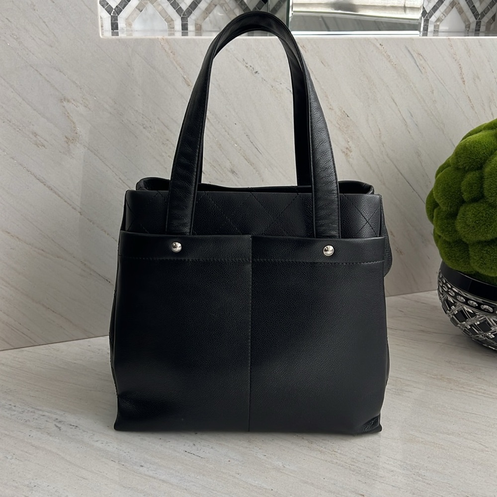 Chanel Ultimate Executive Tote - Picture 2 of 8